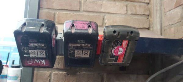 f0f3261b-674b-448c-bdca-aef7597daaa9 accuhouder voor Hikoki